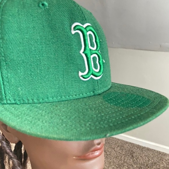 New Era Hat - Picture 1 of 4